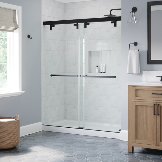 60" Shower / Clear / Matte Black