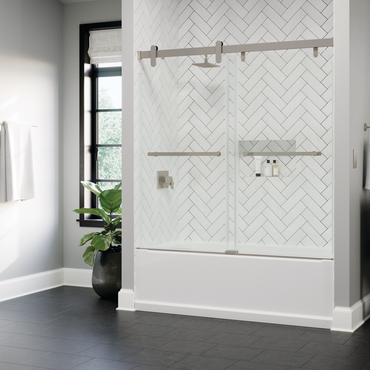 60" Bathtub / Clear / Brushed Nickel (Shower Door)