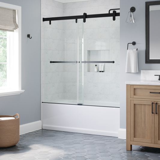 60" Bathtub / Clear / Matte Black