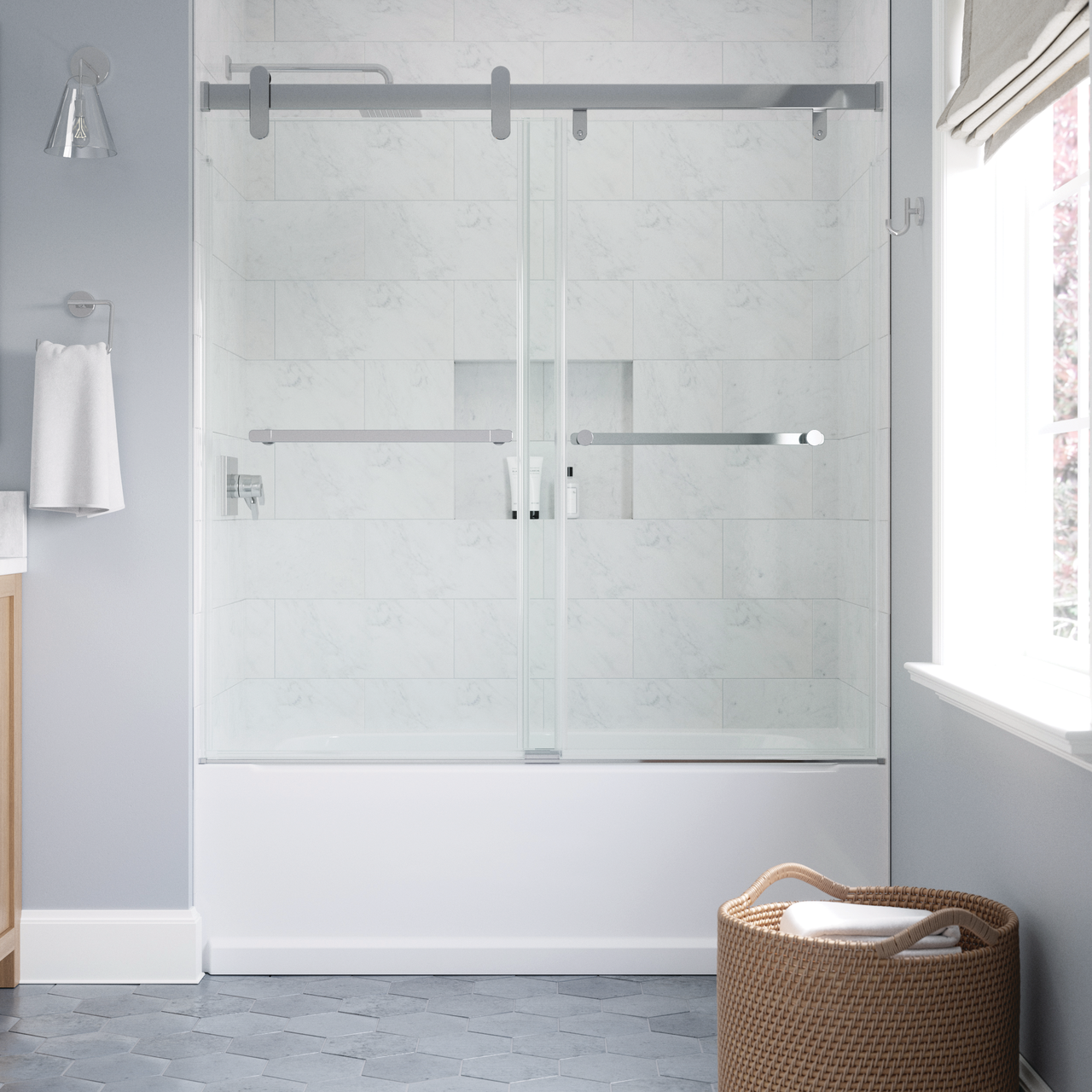 60" Bathtub / Clear / Chrome