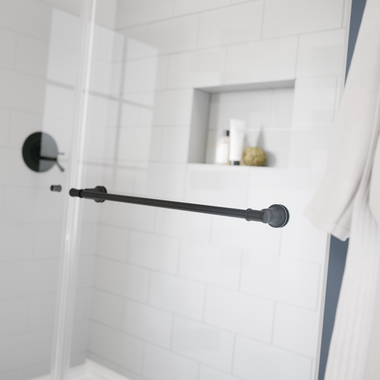 60" Shower/Tub / N/A / Matte Black