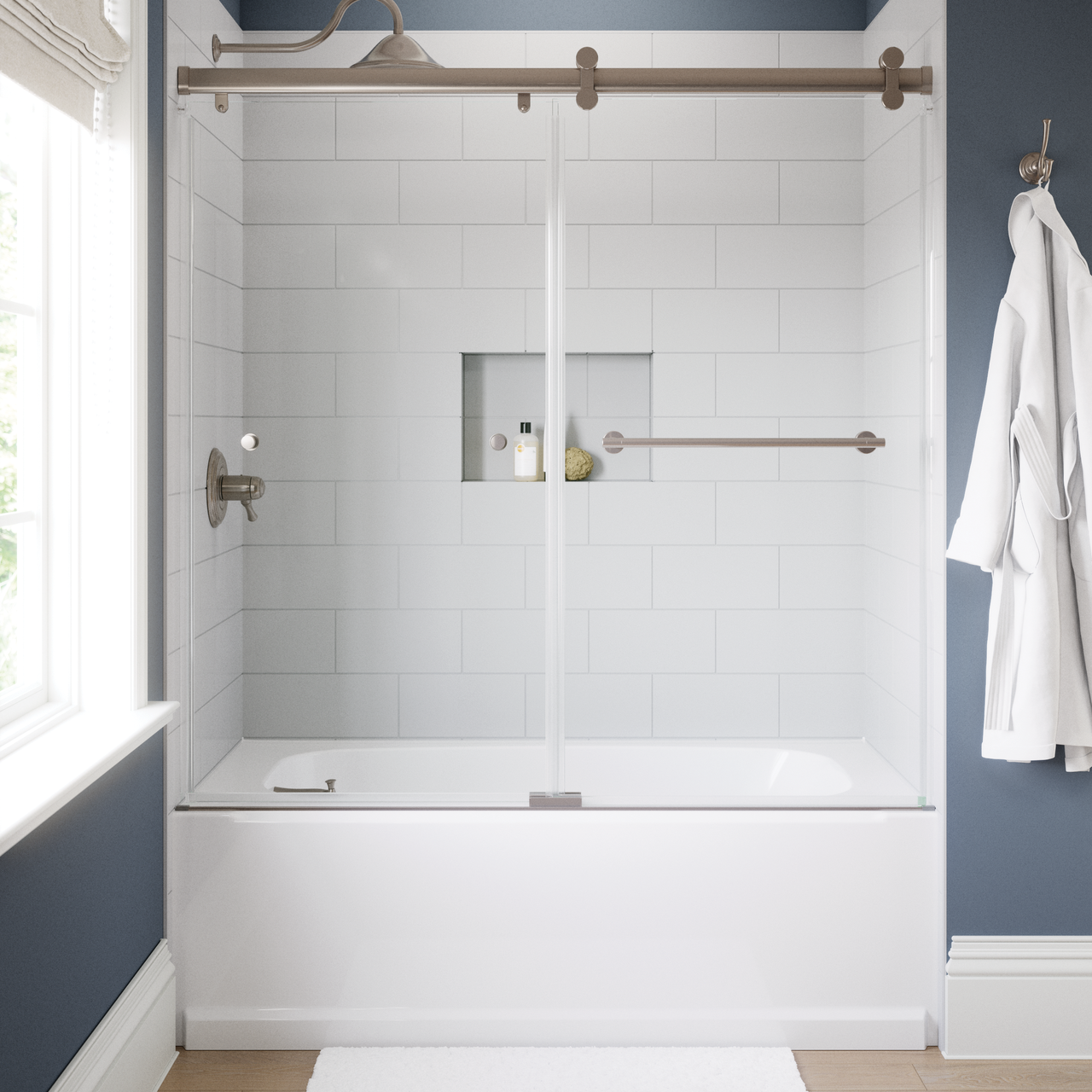 60" Bathtub / Clear / Brushed Nickel (Shower Door)