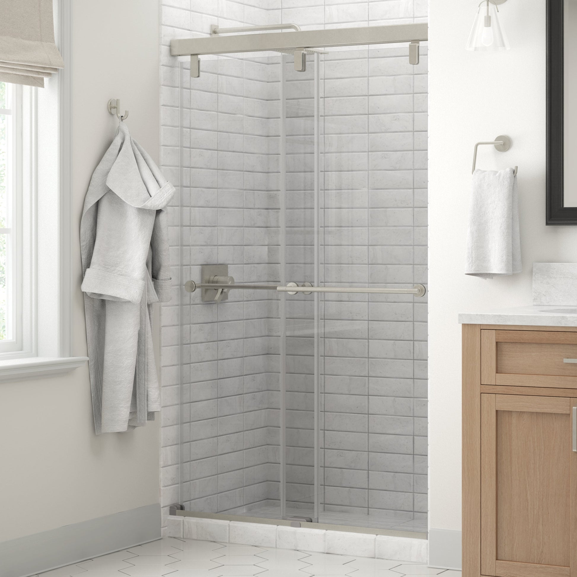 48" Shower / Clear / Delta Brushed Nickel