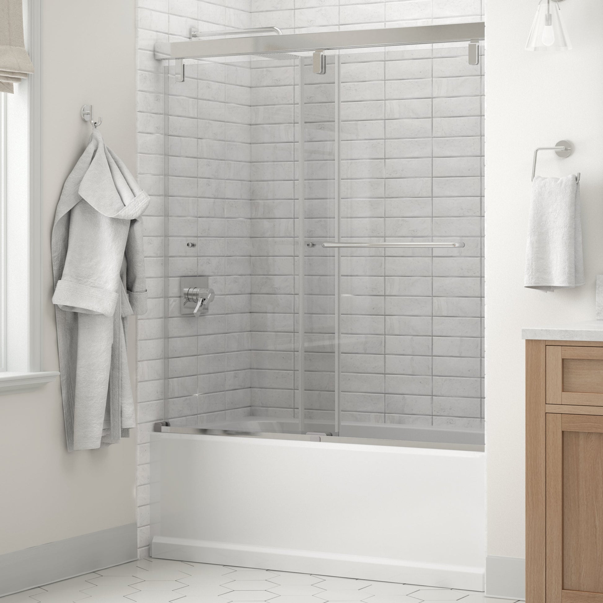 60" Bathtub / Clear / Polished Chrome