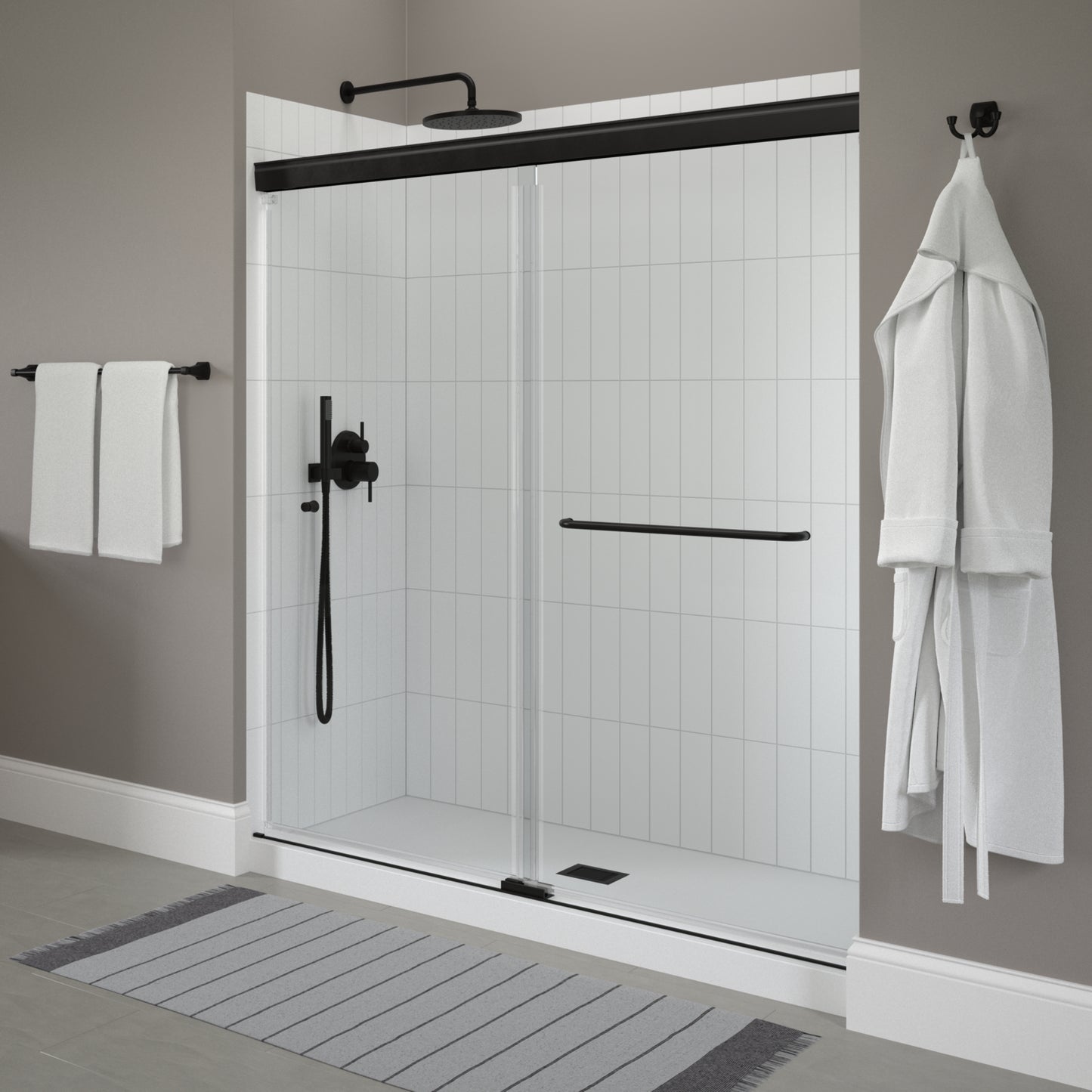 60" Shower / Clear / Matte Black