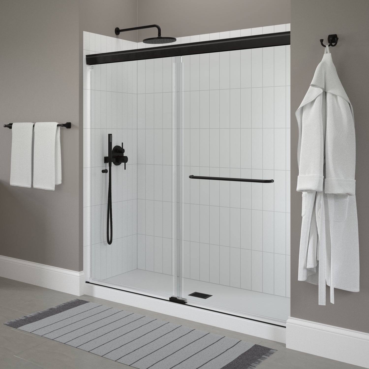 60" Shower / Clear / Matte Black